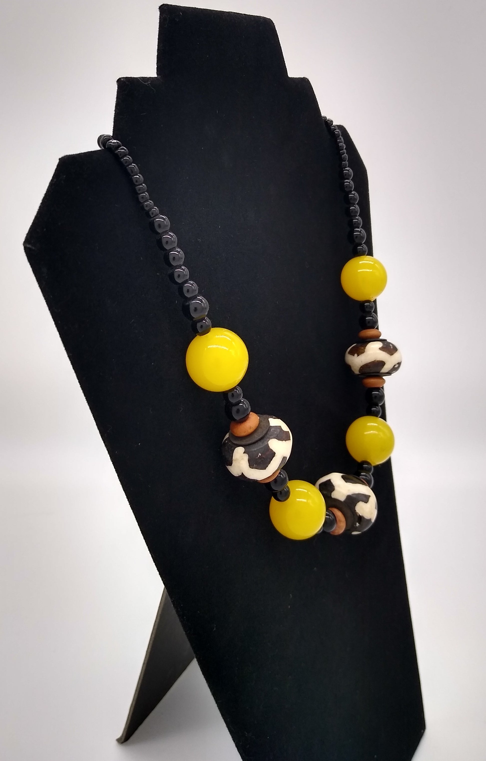 yellow black beaded evelyn necklace