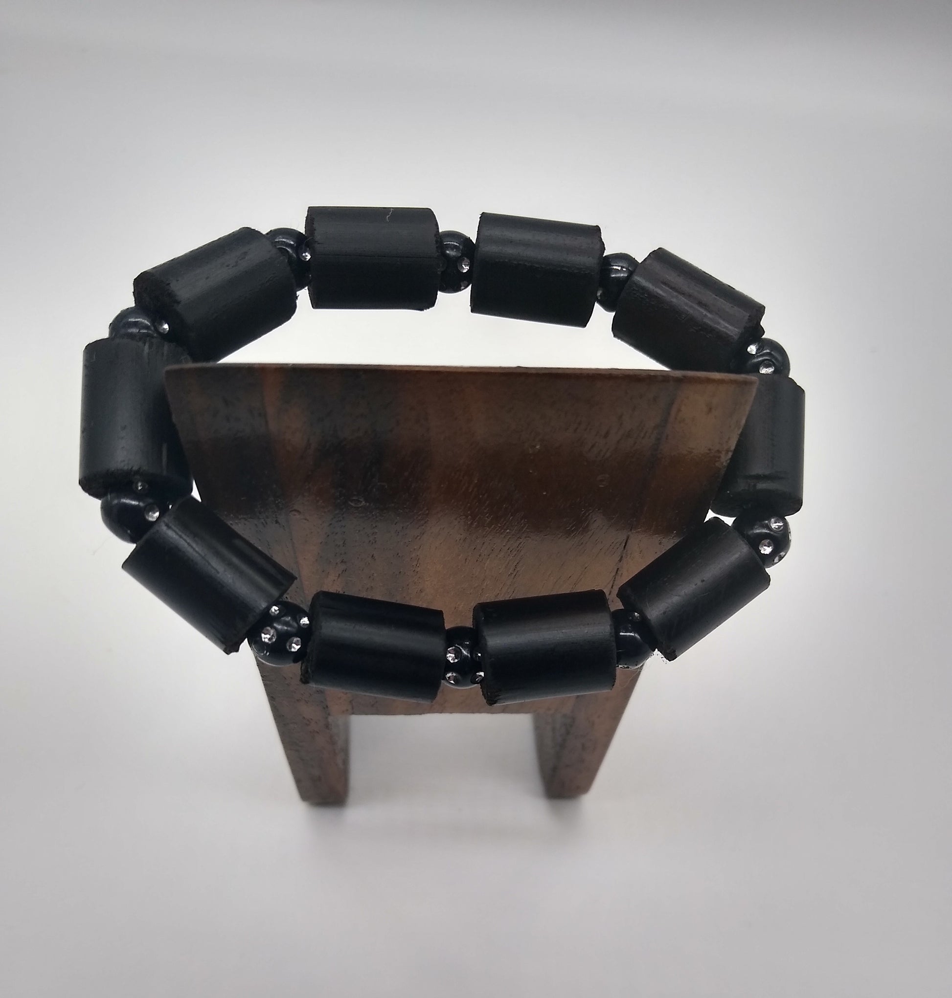 black beaded evelyn necklace